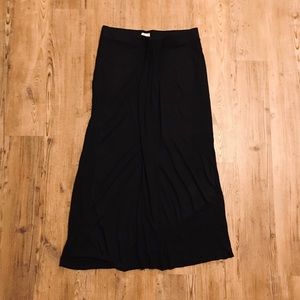 LOFT Lou & Gray Black Maxi Skirt (M) - Like New!
